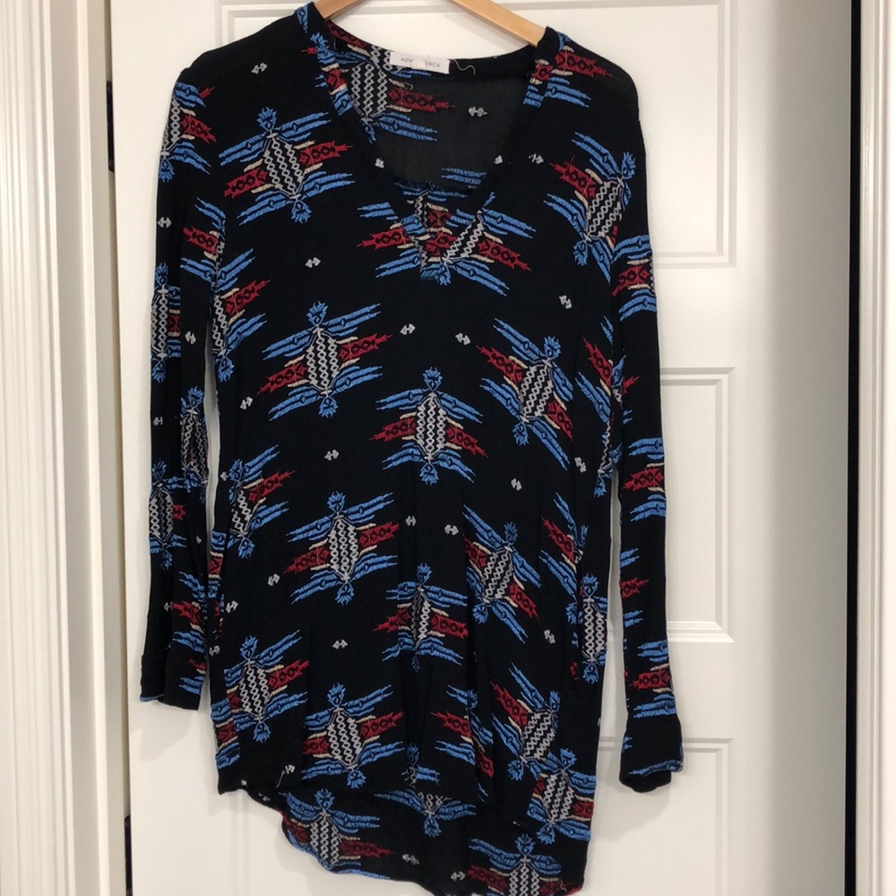 Honey Punch embroidered tunic large